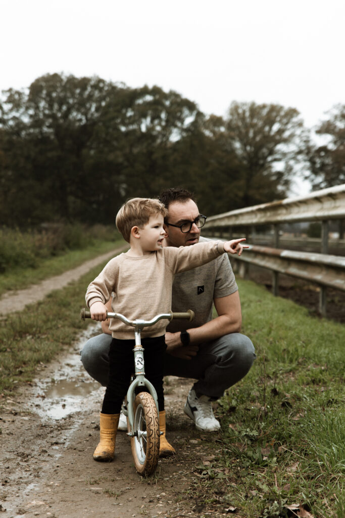 alledaags geluk gezinsshoot eindhoven valkenswaard fotoshoot bergeijk eersel zwangerschapsshoot