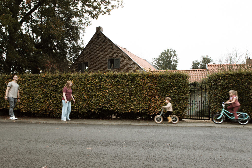 alledaags geluk gezinsshoot eindhoven valkenswaard fotoshoot bergeijk eersel zwangerschapsshoot