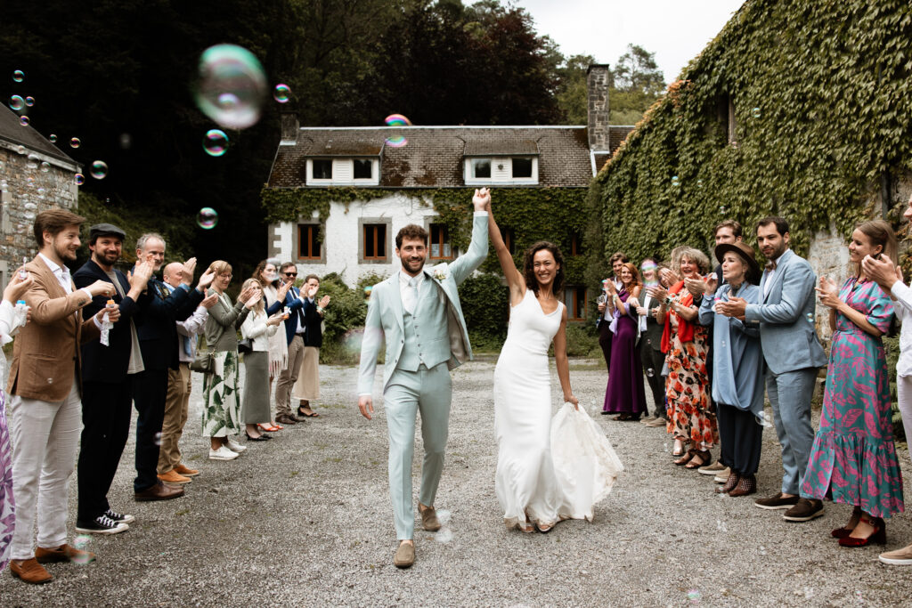 trouwfotograaf belgische ardennen trouwfotograaf frankrijk bruidsfotograaf kasteel trouwborrel receptie 