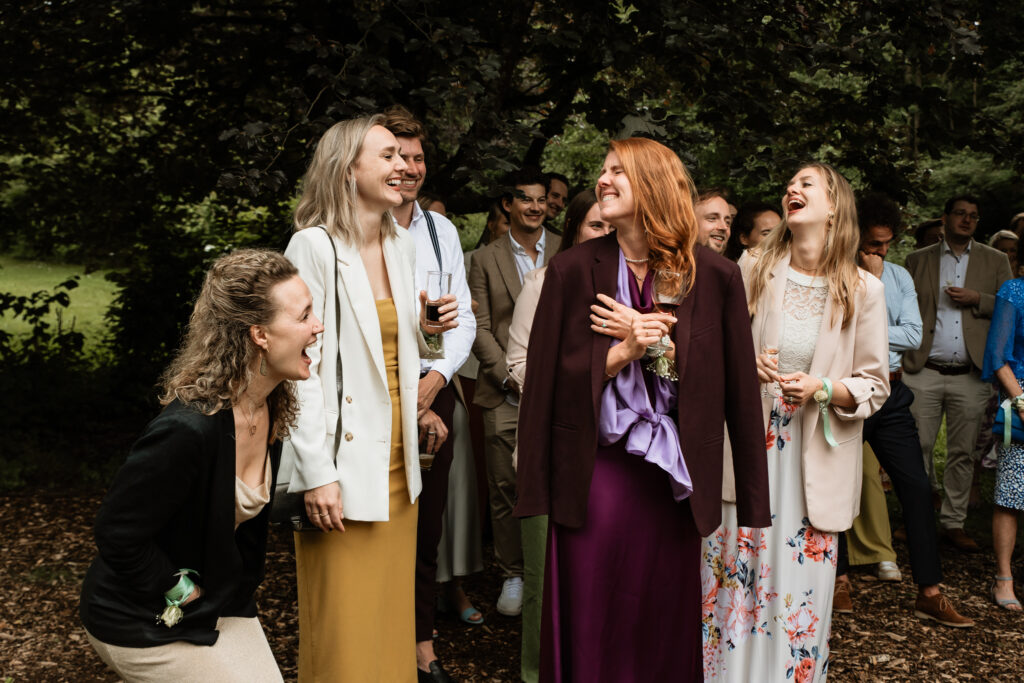 trouwfotograaf belgische ardennen trouwfotograaf frankrijk bruidsfotograaf kasteel trouwborrel receptie 