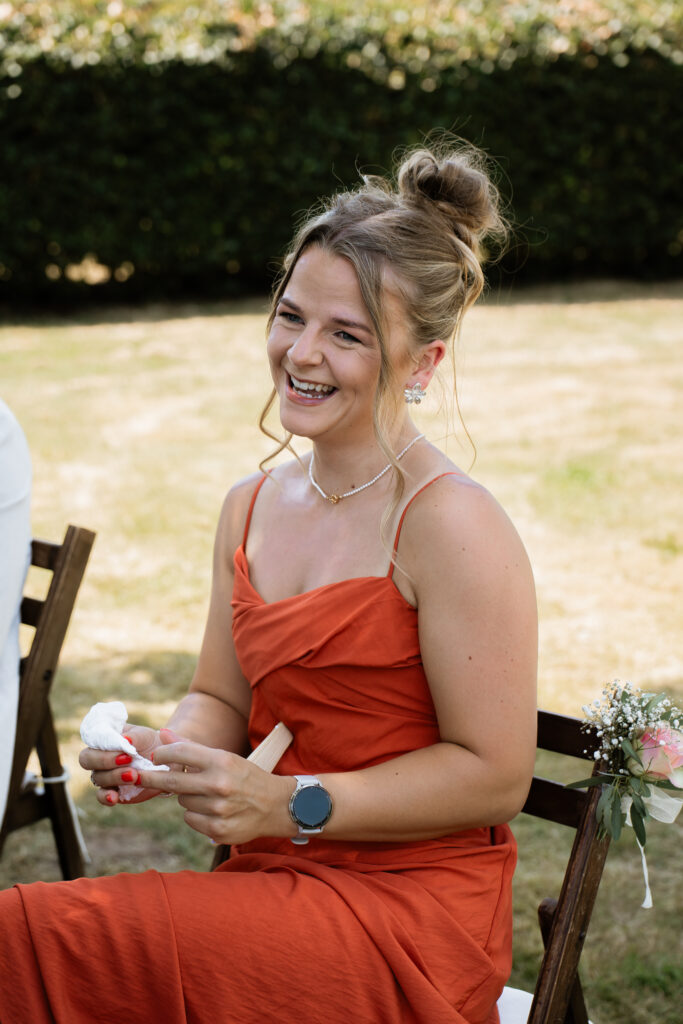 BABS Shirley van Fidelis Weddings voltrekt persoonlijke ceremonie, trouwfotografie Brabant