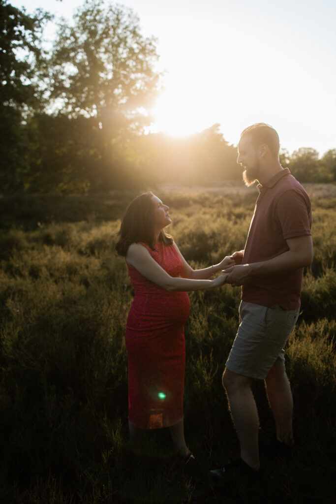 la nouk fotografie zwangerschapsshoot golden hour